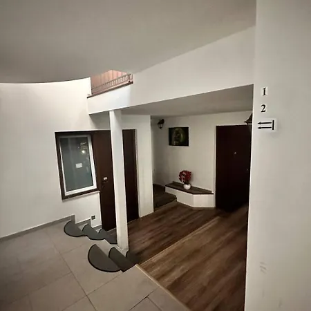 Old Town Хостел *